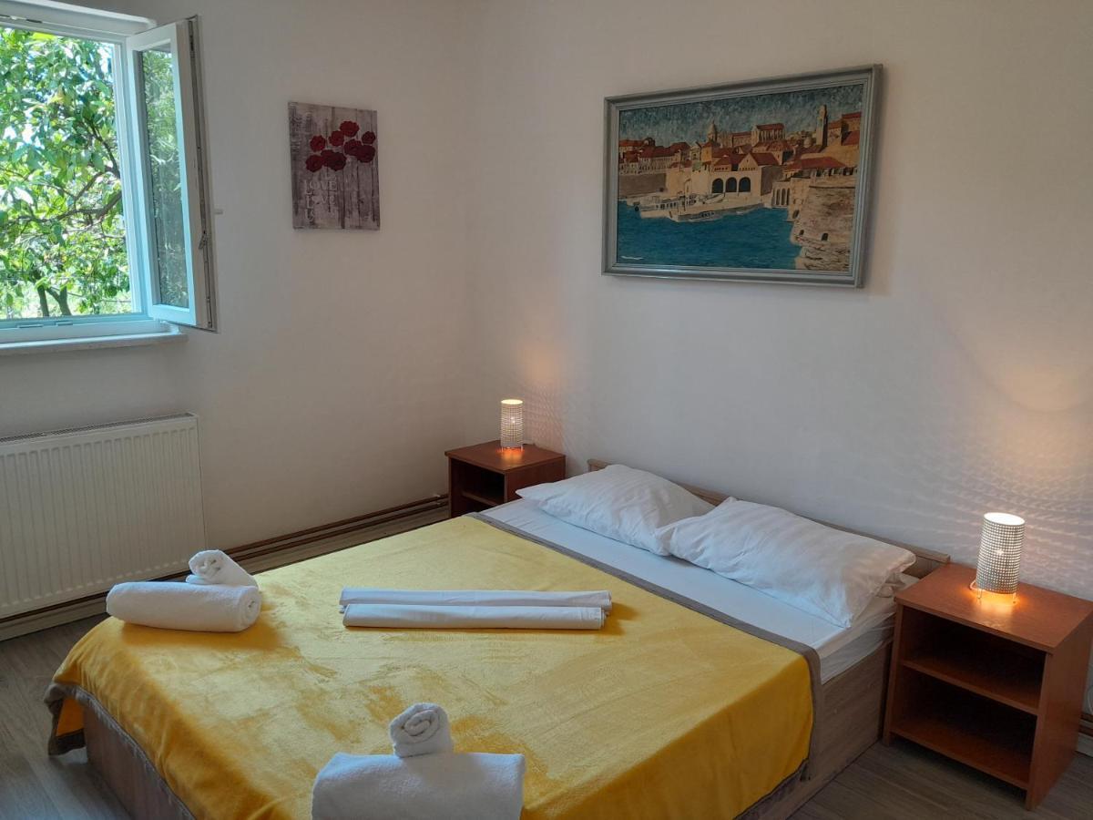 Apartmani Urlic Sreser Εξωτερικό φωτογραφία