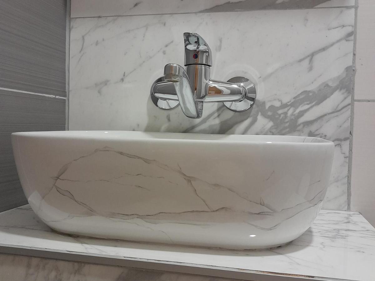 Apartmani Urlic Sreser Εξωτερικό φωτογραφία