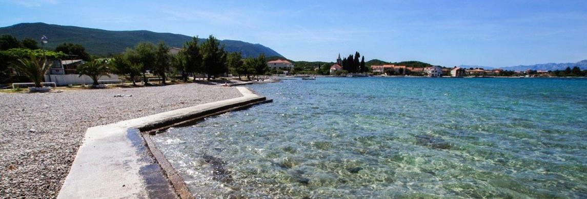 Apartmani Urlic Sreser Εξωτερικό φωτογραφία